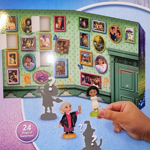 Disney Encanto 24 Days of Surprises w/ entire Family 🪄 - Picture 3 of 6